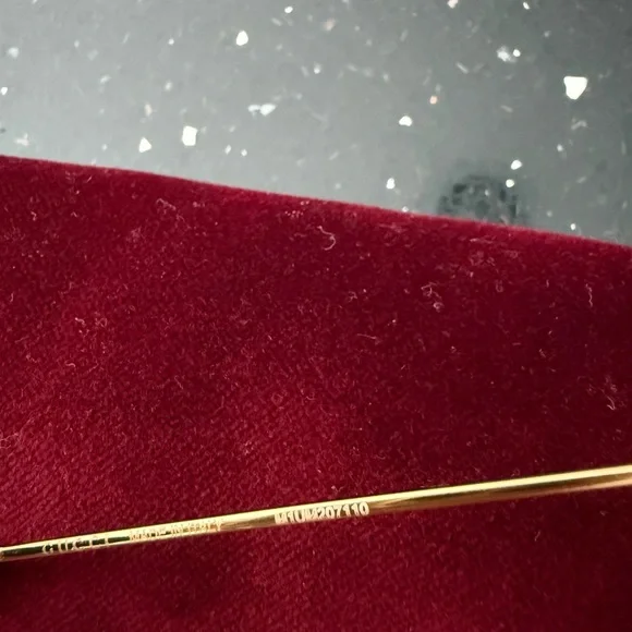 Gucci Gold Pearl-Trimmed Sunglasses - Picture 5 of 6